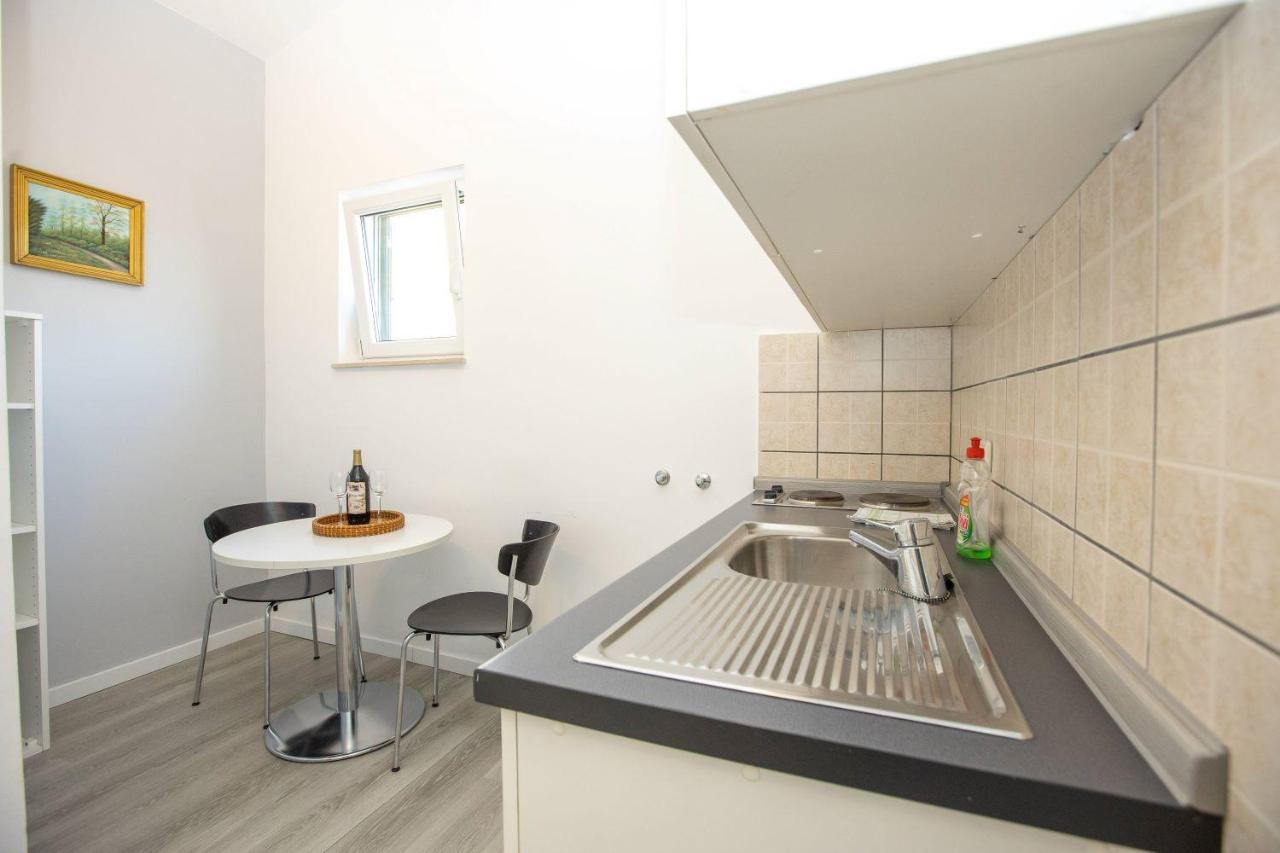 Apartments Mosor 오미스 외부 사진