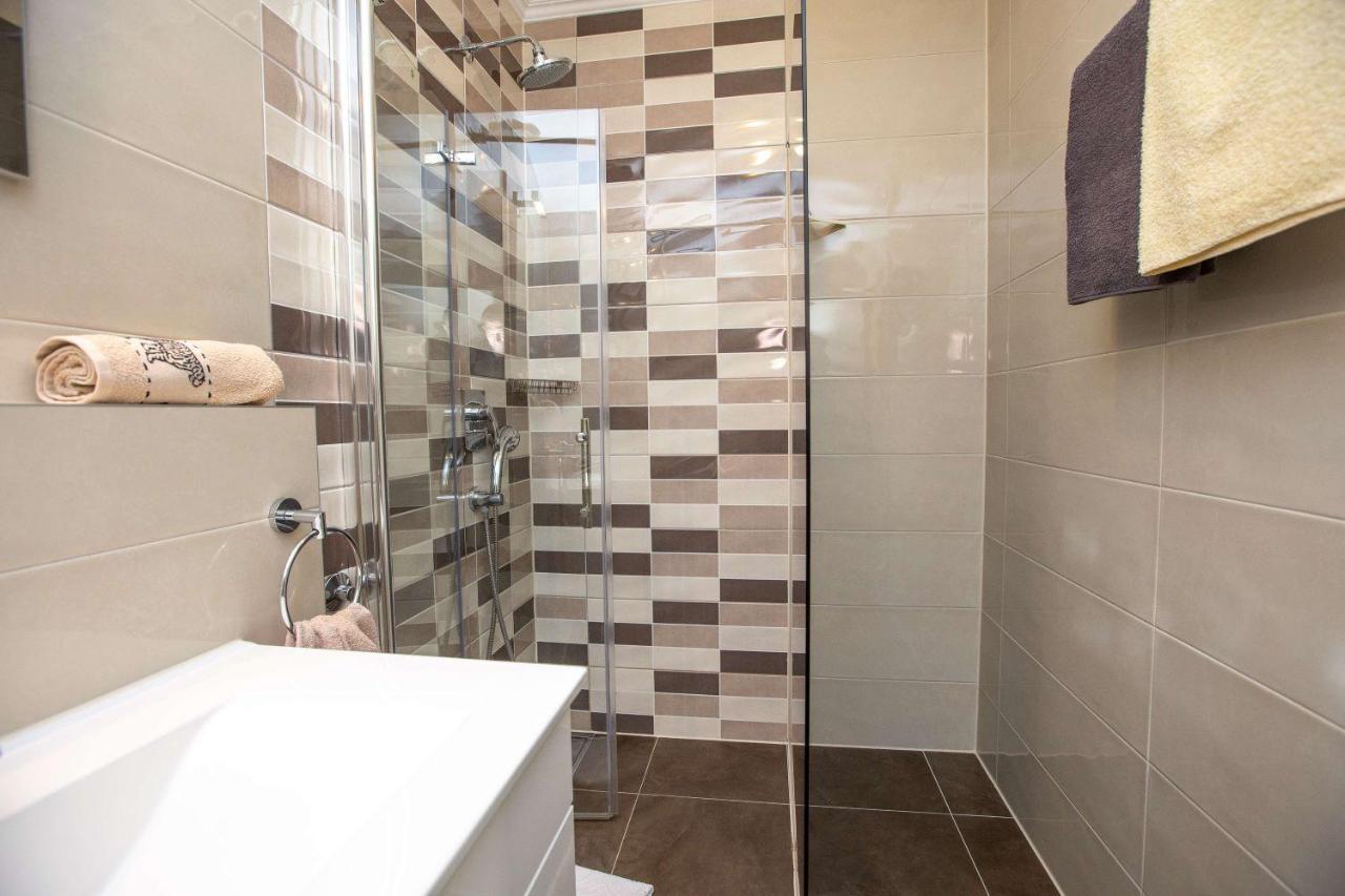 Apartments Mosor 오미스 외부 사진